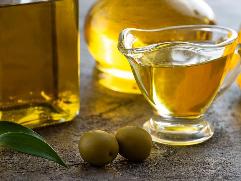 What is Extra Virgin Olive Oil? The Definitive Guide